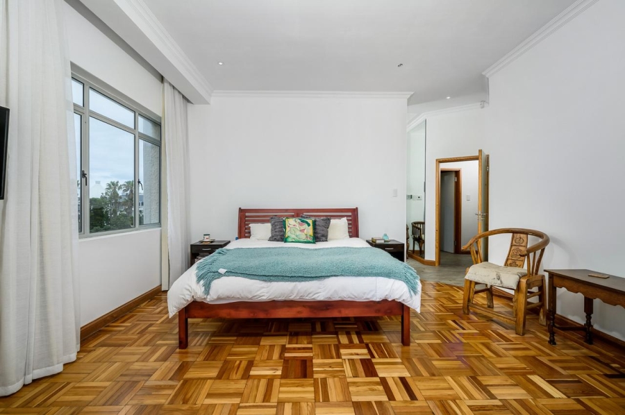 1 Bedroom Property for Sale in Summerstrand Eastern Cape